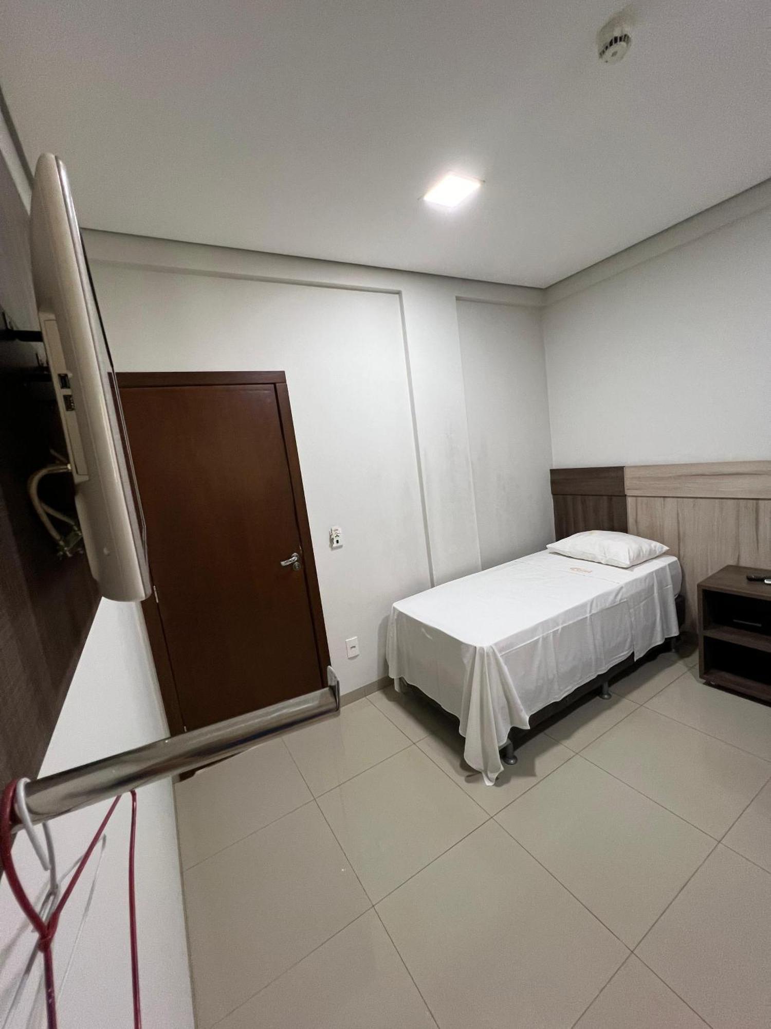 Petroshop Hotel